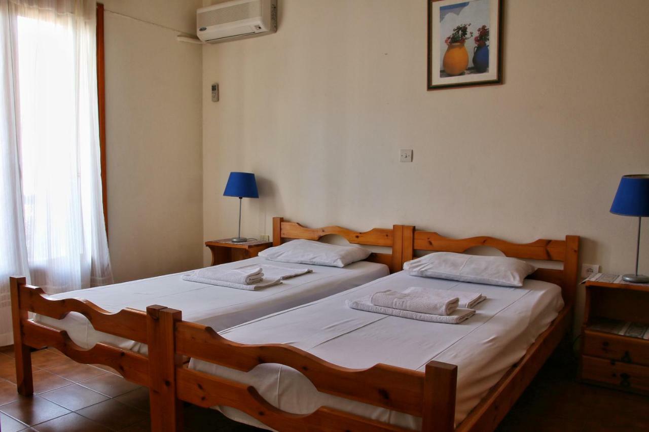 Seaview- 2 Space - Selfcatering Apartment - Helen No 3 卡西罗彼卡多 外观 照片